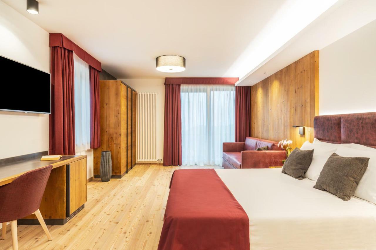Hotel Ai Spiazzi Mezzocorona Exterior foto